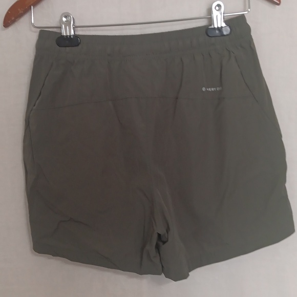 Green Running Shorts Size X-Small - Picture 3 of 3